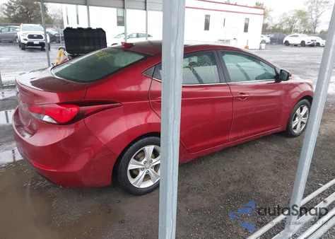 2016 Hyundai Elantra Value Edition z USA, uszkodzony, nr VIN 5NPDH4AE3GH780889